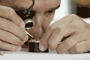 积家腕表时针停了